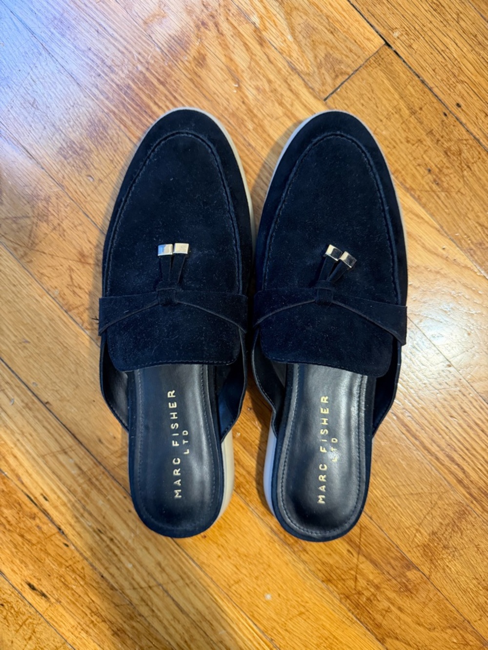 Marc Fisher Women's Yarila Tassel Black Suede Mules size 10